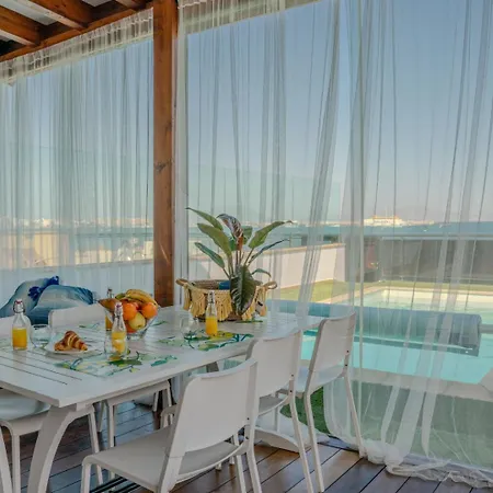 Villa Oasis Beachfront Corralejo By Holidays Home Extérieur photo