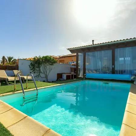 Villa Oasis Beachfront Corralejo By Holidays Home Extérieur photo