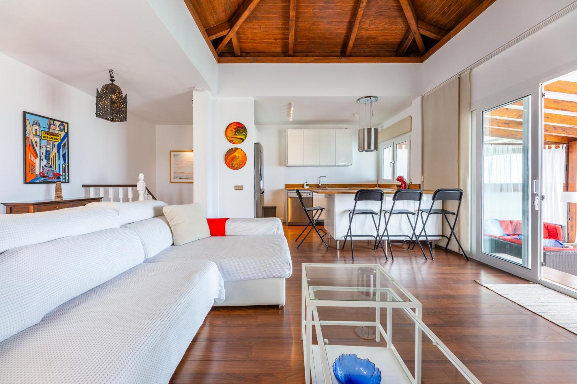Villa Oasis Beachfront By Holidays